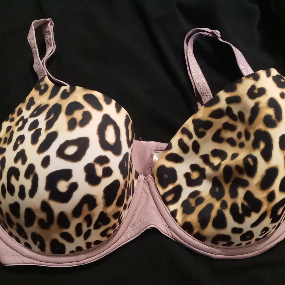 Pink by Victoria's secret leopard  bra 34 DD